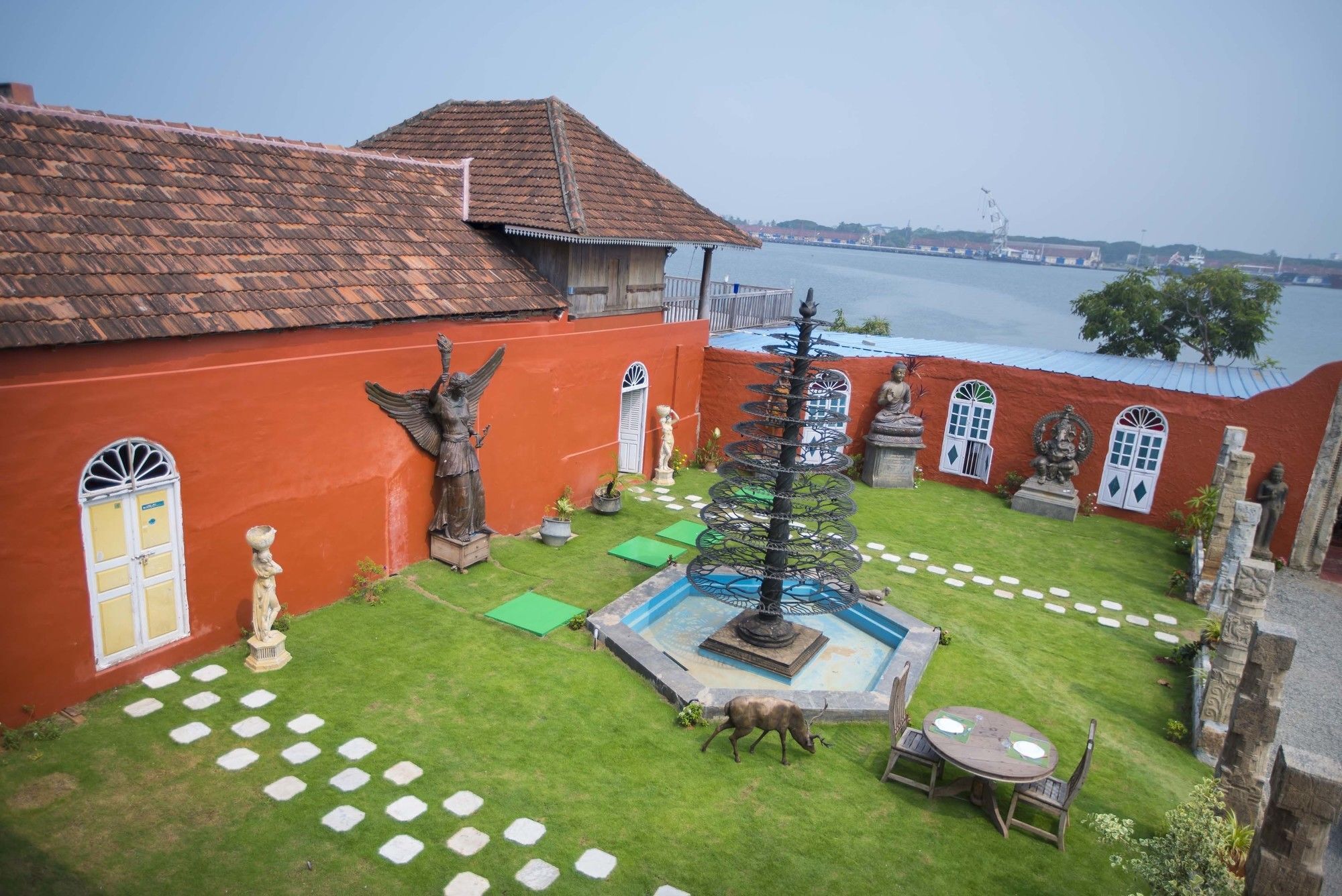 Ginger House Museum Hotel Коччи Экстерьер фото